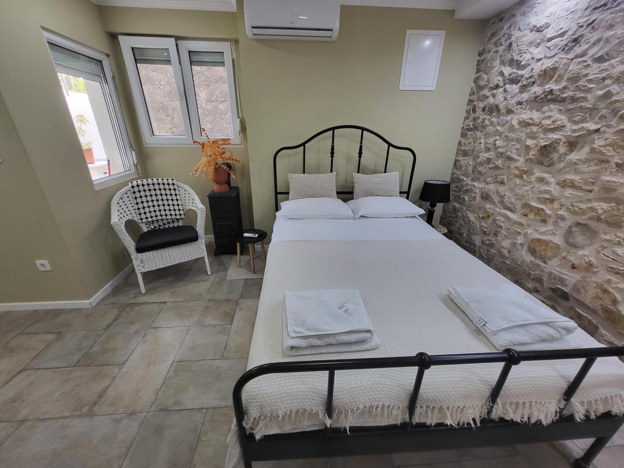 Rustic House Diklo 20M From The Sea Apartment ซาดาร์ ห้อง รูปภาพ