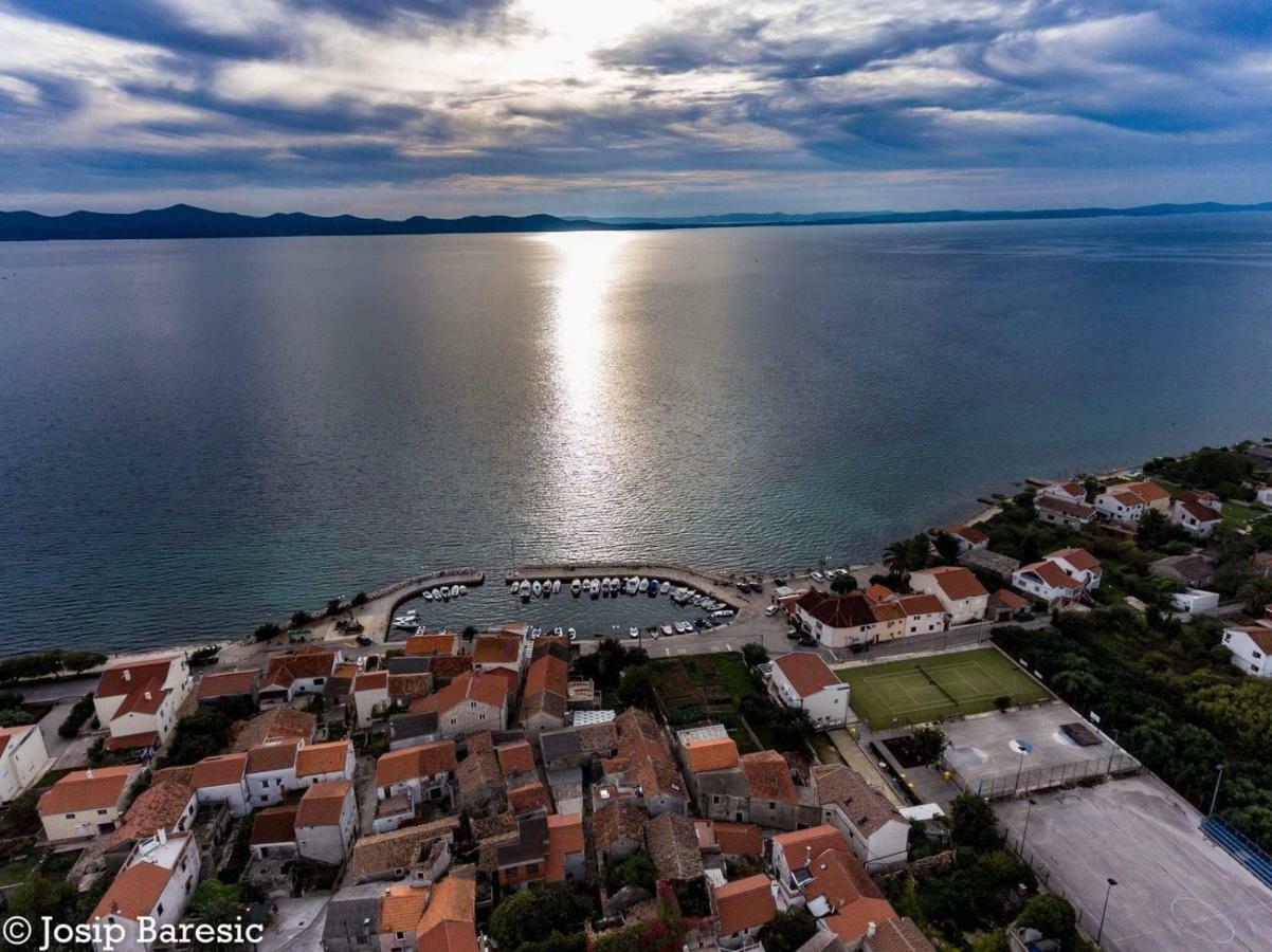 Rustic House Diklo 20M From The Sea Apartment ซาดาร์ ภายนอก รูปภาพ